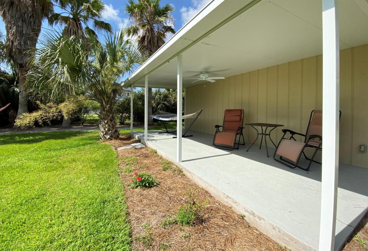 The Salty Sol Home Jekyll Island Exterior photo